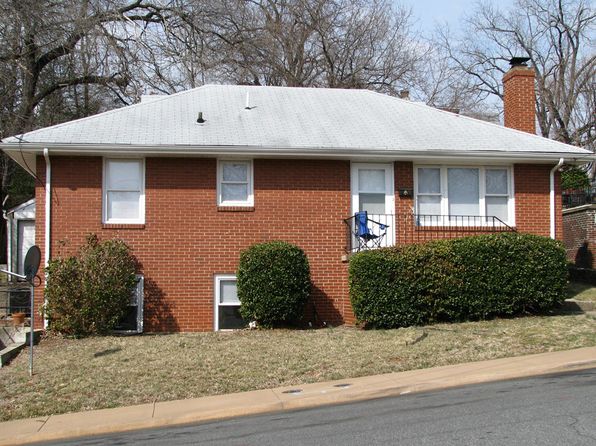 804 Saint James Cir APT A