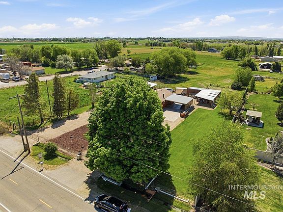3rd image of 6325 W Overland Rd