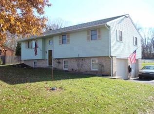 6773 Elizabethtown Rd, Manheim, PA 17545