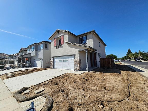 3rd image of 2800 Hightail Rd