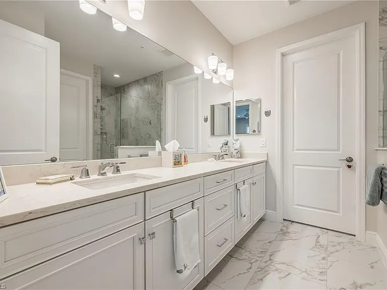 2555 Seychelles Dr #406 — Photo 28