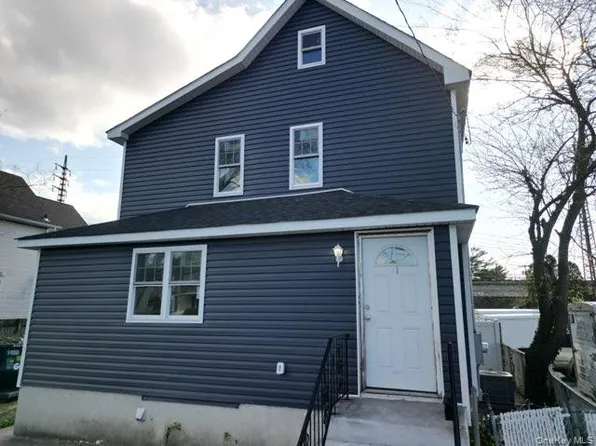 21 Randall Avenue, Lynbrook, NY 11563