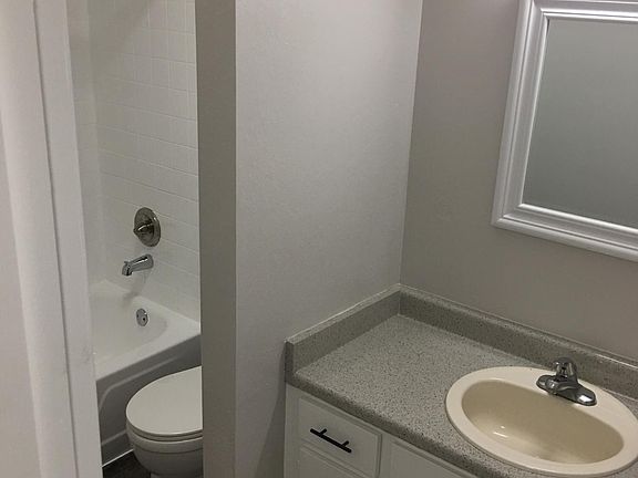 4th image of 4038 W Kennedy Blvd APT 6