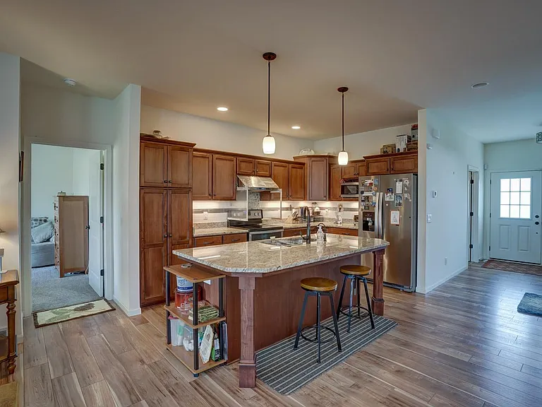 9618 Sweet Autumn Dr — Photo 10