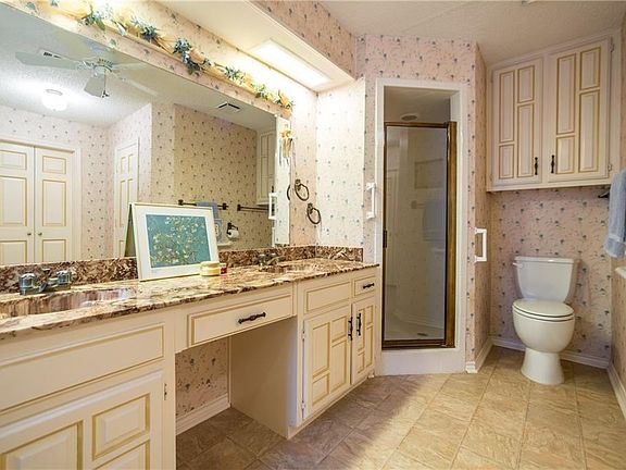 4th image of 2738 Belmeade Dr