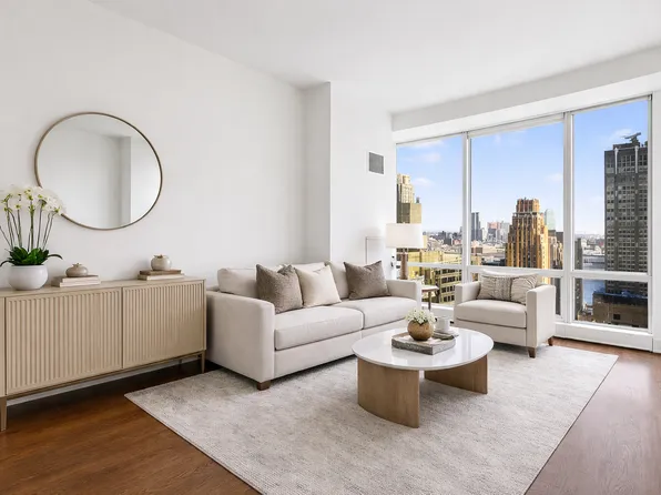 250 East 49th Street image 1 of 9