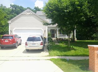 1 Waterton Dr, Streamwood, IL 60107