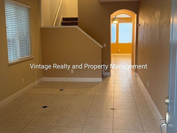 3rd image of 244 Lazy Ridge Ave