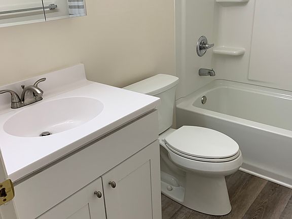 5th image of 125 N Monroe St #3