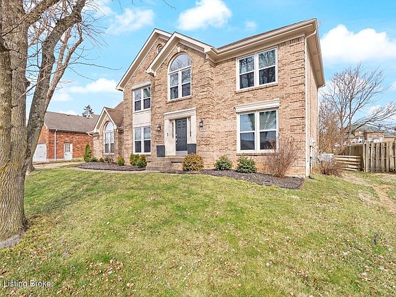 3rd image of 9609 Farmstead Ln