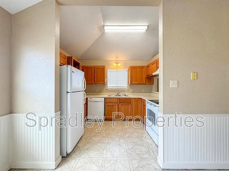 4612 Stone Pointe Dr — Photo 6