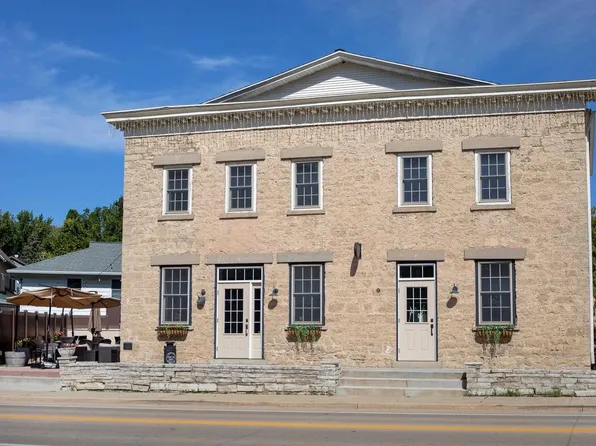 1909 Main Street, Cross Plains, WI 53528