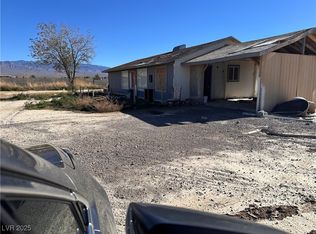 1711 Palm Dr, Pahrump, NV 89060