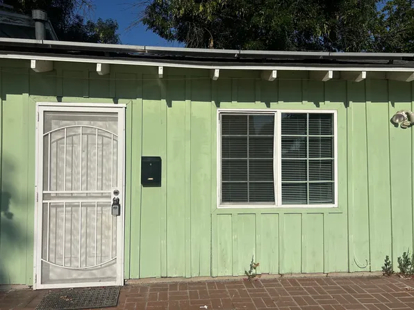 15863 Tuba St, North Hills, CA 91343