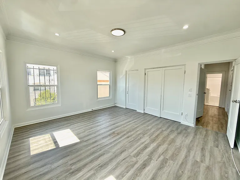 234 S Kenmore Ave #206 — Photo 6