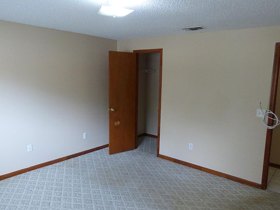 5th image of 2448 Olson Ln