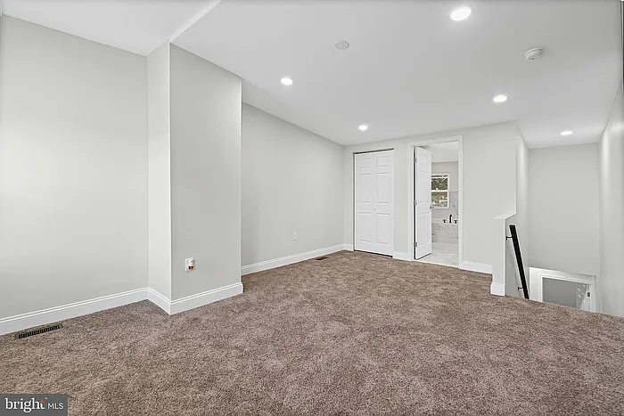 900 Bennett Pl — Photo 10