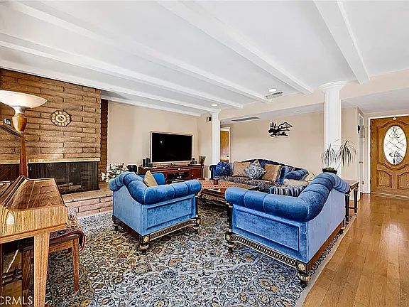 2nd image of 5439 Ocean View Blvd