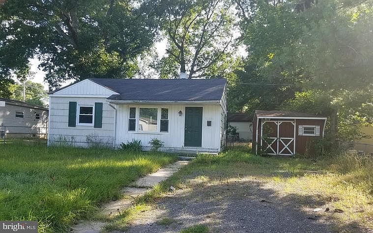1st image of 21753 Saratoga Dr
