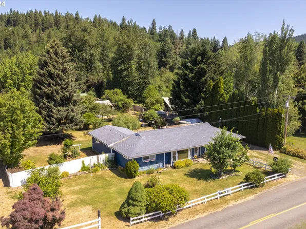 4320 Leasure Dr, Mount Hood Parkdale, OR 97041