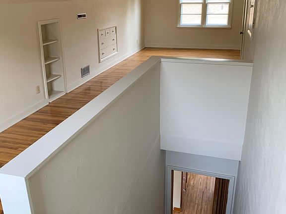 Upper dormer bedroom