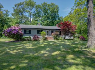 55 Vance Dr, Windham, ME 04062