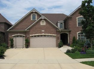 1672 W Prescott Pl, Addison, IL 60101