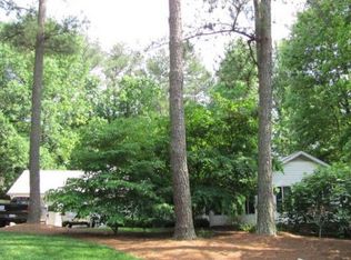 6812 Justice Dr, Raleigh, NC 27615