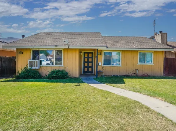135 Monroe St, Coalinga, CA 93210