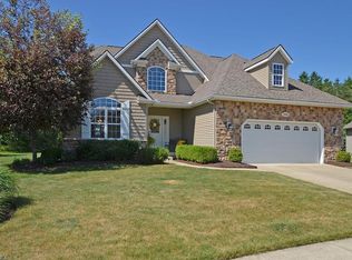 31958 Pondside Dr, Avon Lake, OH 44012