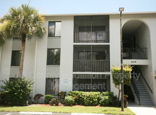 9570 Green Cypress Ln APT 17, Fort Myers, FL 33905
