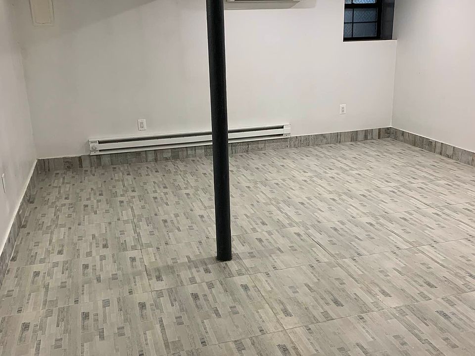 2nd image of 1425 Hancock St #1BF