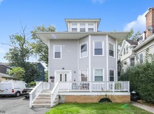 11 Carlton St, East Orange, NJ