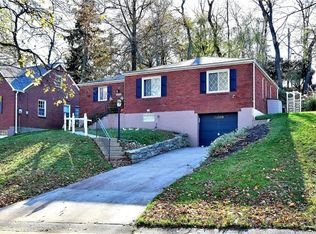 1009 Greenlawn Dr, Pittsburgh, PA 15216