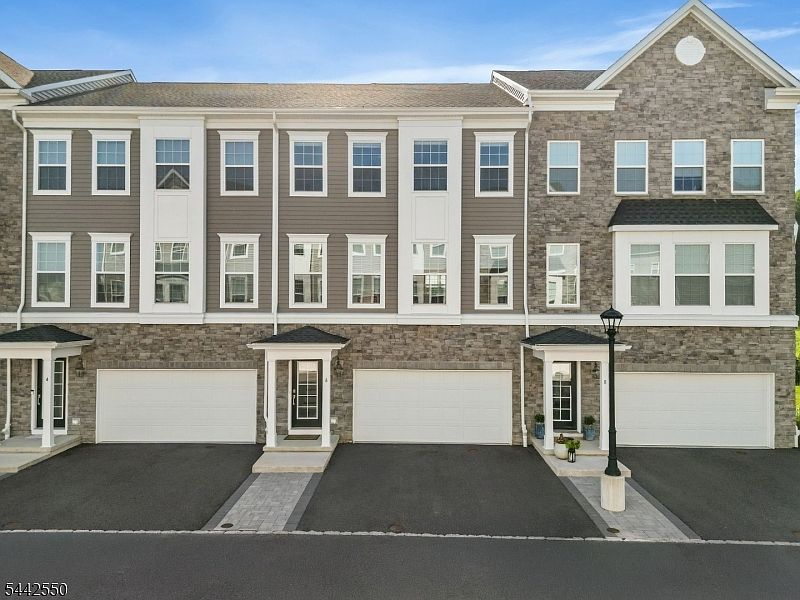 1st image of 6 Coogan Ct