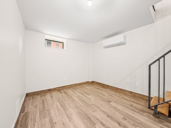 5th image of 1580 Prospect Pl #101