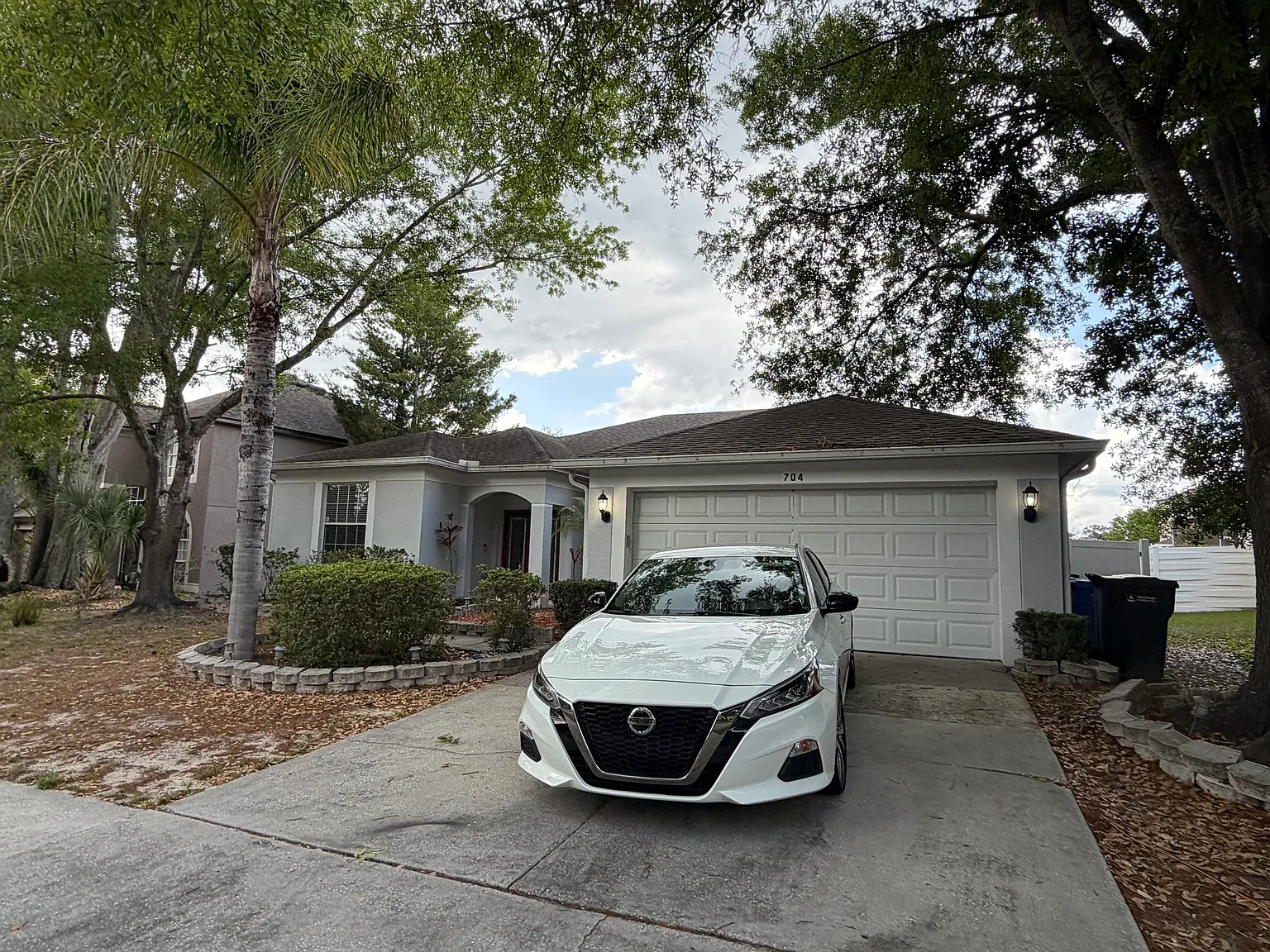 4 bed, 2154 sqft, $3,500 — Photo 2