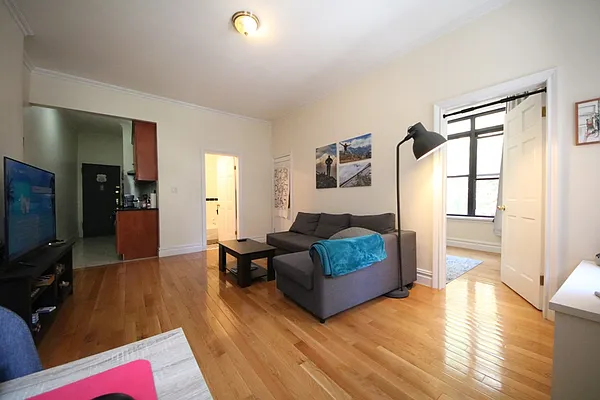 Rented by (Legacy) NY Quality Living Uptown | media 18