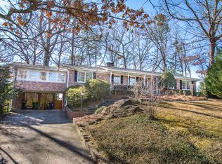 1667 Knob Hill Ct, Atlanta, GA 30329