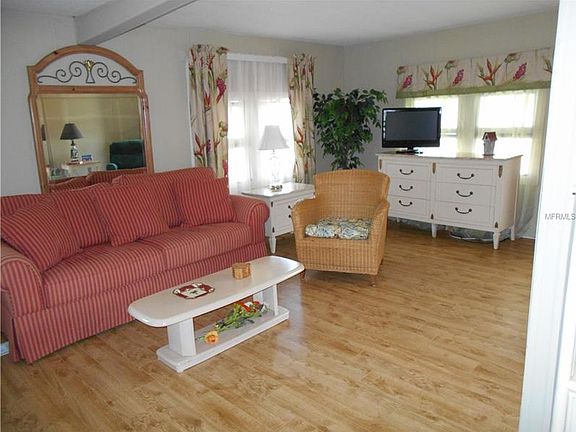 3rd image of 6404 Fleetwood Ct