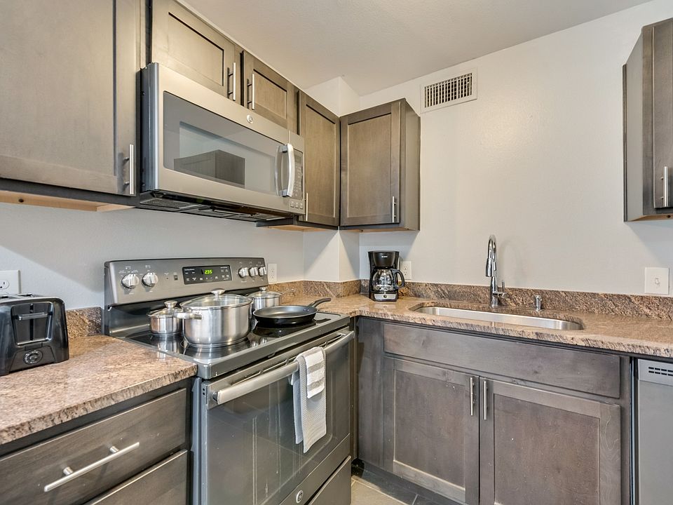 1st image of 4931 Gaston Ave #210