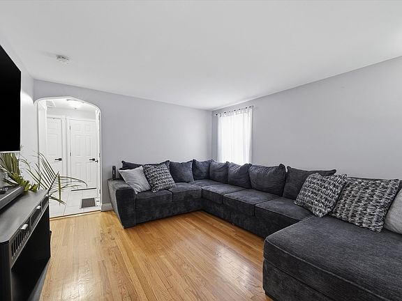 4th image of 6548 S Kedvale Ave