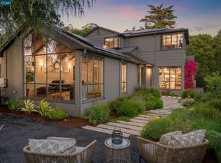 5700 Chelton Dr, Oakland, CA 94611
