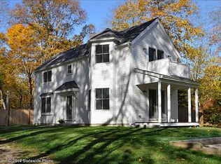 1021 E Shore Rd, Jamestown, RI 02835