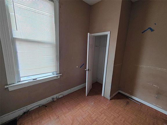 4th image of 4130 California Ave