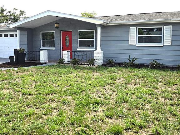 3rd image of 1051 MAYBURY DRIVE