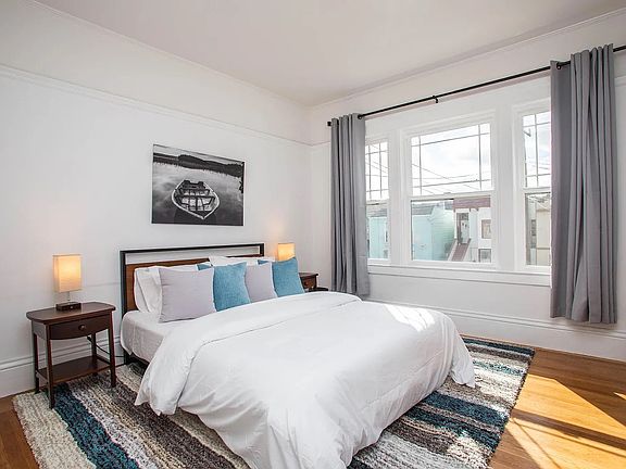 2nd image of 2038 Carroll Ave