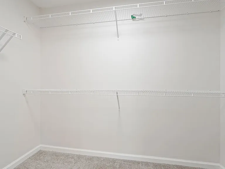 168 Green Paddock Cir — Photo 38