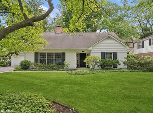 135 Lake St, Glencoe, IL 60022