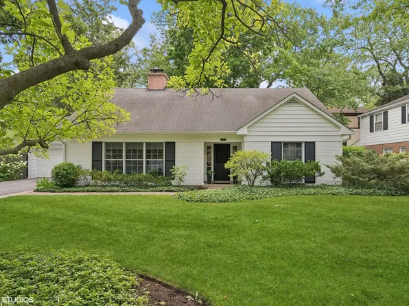 135 Lake St, Glencoe, IL 60022